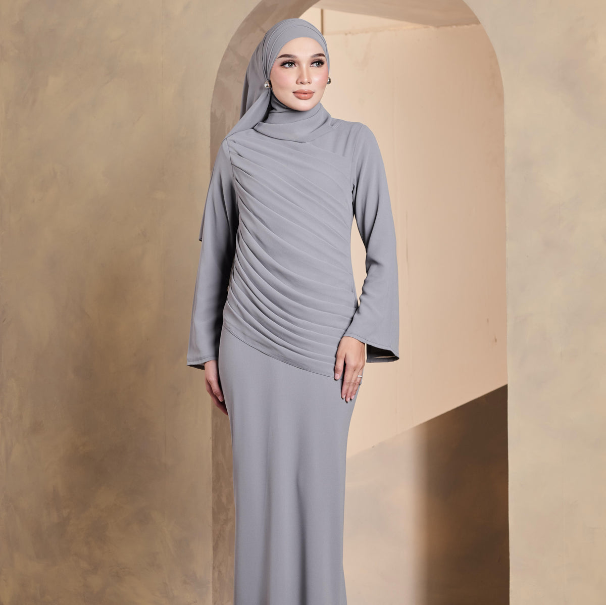 SEYRA - GREY